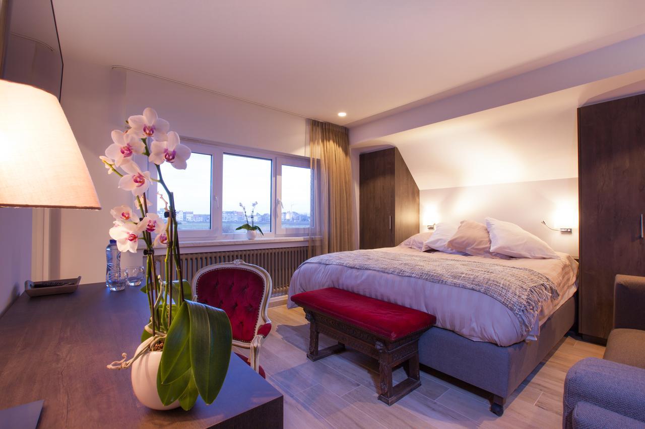 Bed and Breakfast Sable D'O -Vlak Aan De Zee- Mariakerke  Exterior foto